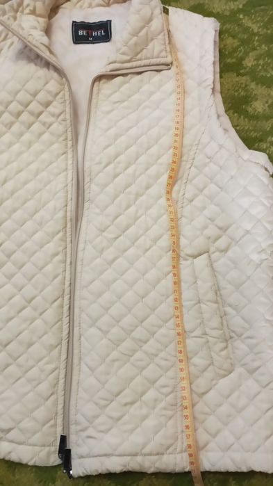 Женская жилетка 46-48 размер