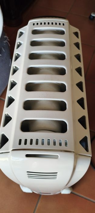 Radiador a óleo Delonghi Dragon 4 - TRD 40820 -  Novo