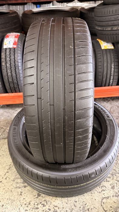 Pneus 245/45zr19 XL Michelin Pilot Sport 4 com 80% piso