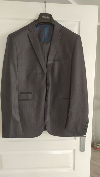 Garnitur męski           .