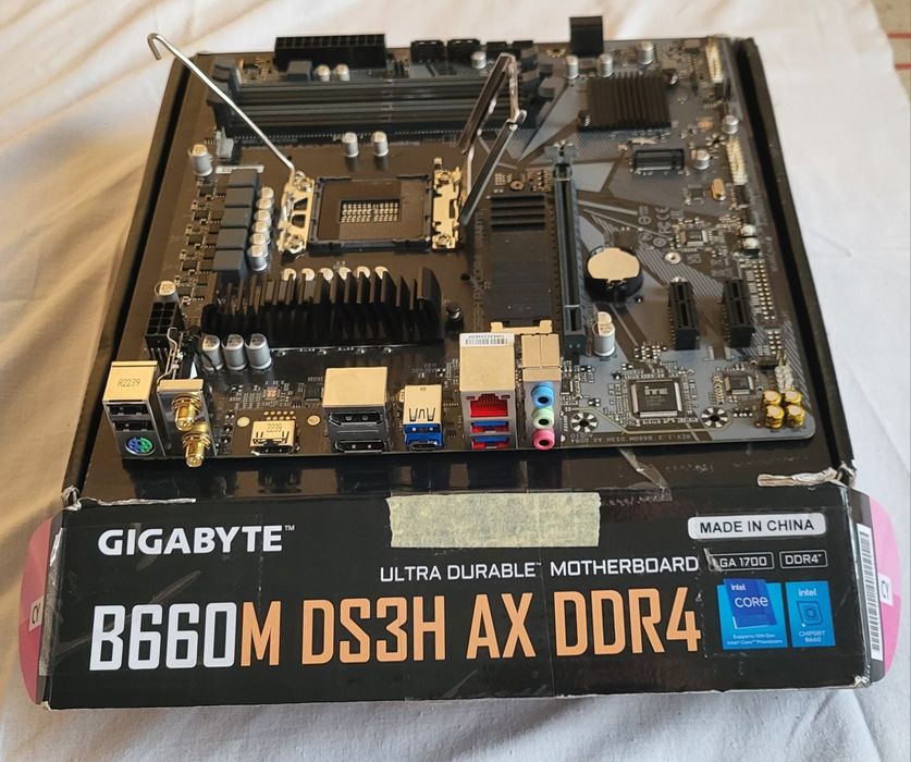 Gigabyte B660m DS3H AX DDR4 (s1700, Intel B660, PCI-Ex16)