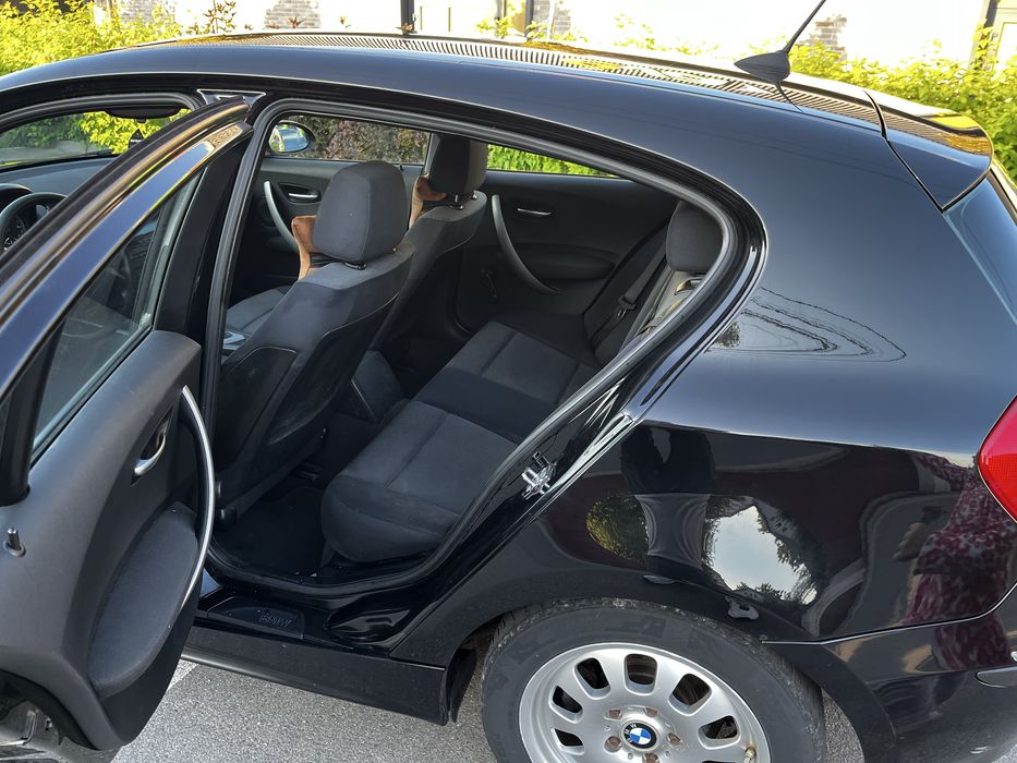 Продам BMW 1 series