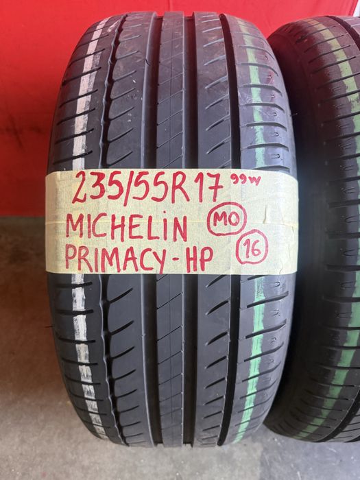 Pneus 235/55/17 Michelin + Pirelli Impecaveis