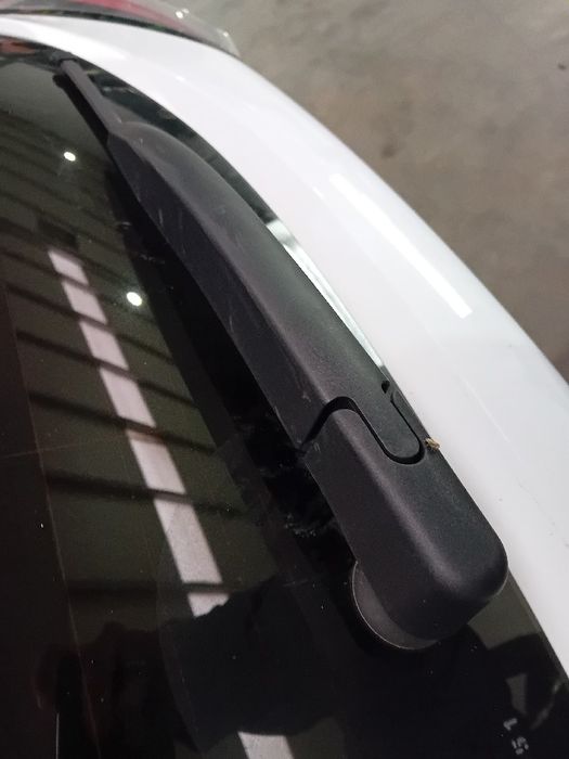 Haste / braço de escova limpa vidros trás FORD Puma (J2K, CF7)