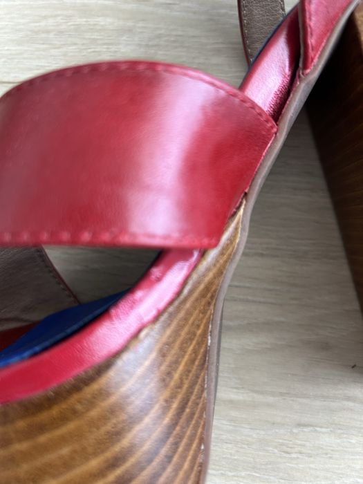 Sandały na obcasie Jeffrey Campbell 40 na platformie