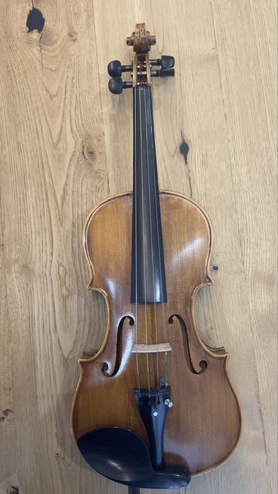 Violino 4/4 dos anos 2000
