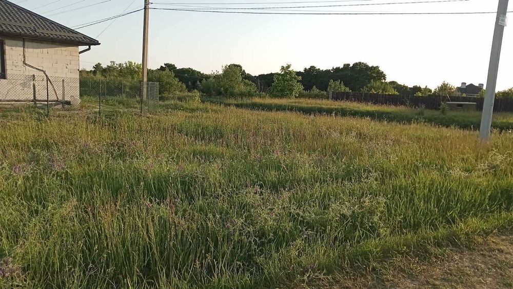 Продаж земельна ділянка с. Петрушки