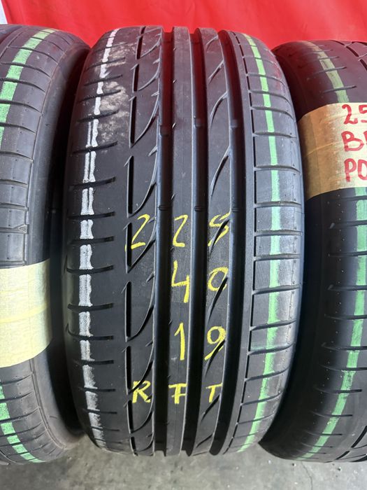 Pneus RFT 225/40/19 +255/35/19 Bridgestone todos Iguais Impecaveis