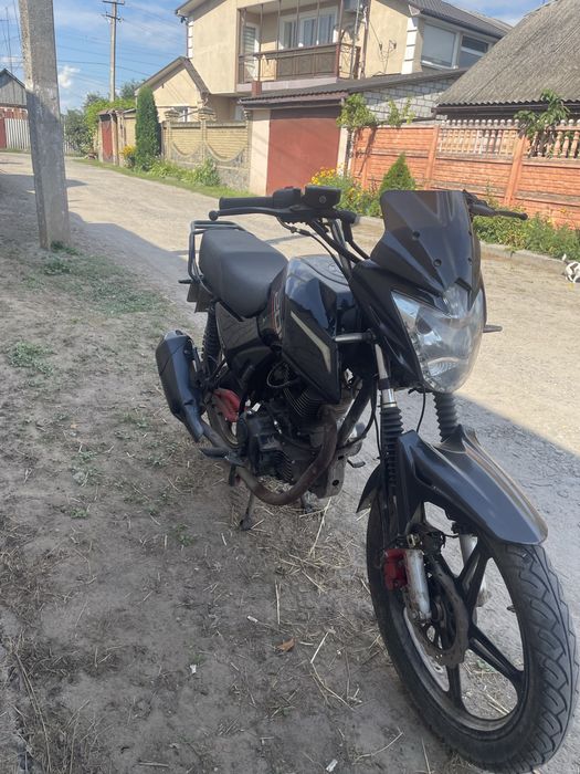 Продам мотоцикл Viper zs200a2