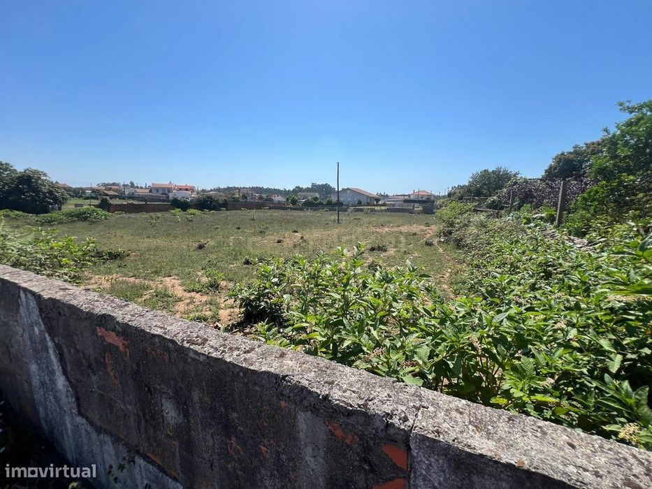 Oportunidade -Terreno Urbano em Arada (Ovar) com 2400 m2
