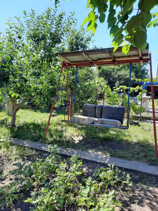 Продам  дачу. Заміський  будинок