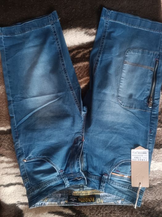 Джинсові шорти  30 розмір на підлітка