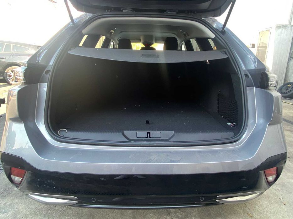 Salvado Peugeot 308 SW III 1.5 BlueHDi 130hp | 2024 | 11.890Km