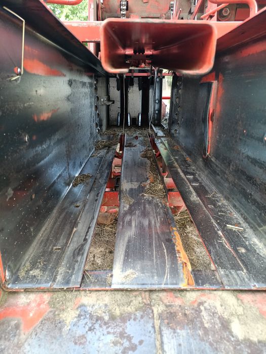 Продам прес підбирач