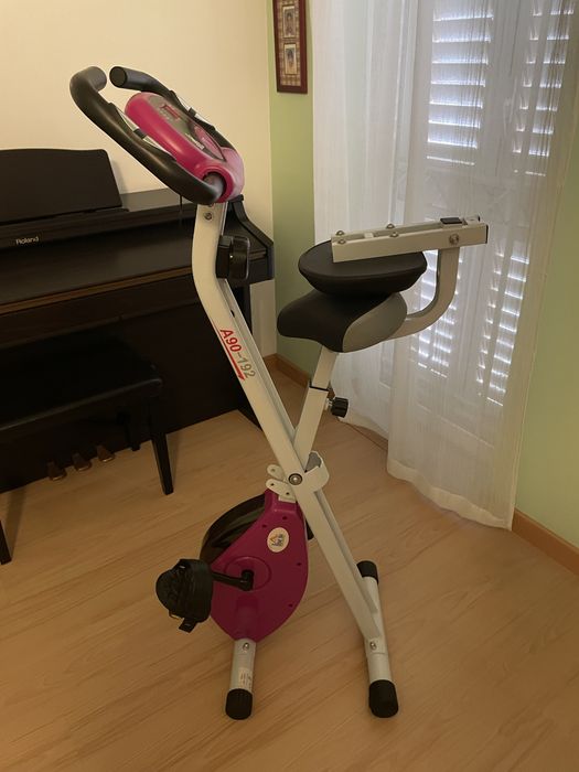 Bicicleta estática dobravel HOMCOM A90-192