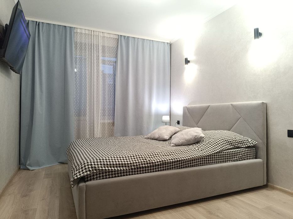 2-кім ЦЕНТР/ВОКЗАЛ 5хв Погодинно/Подобово