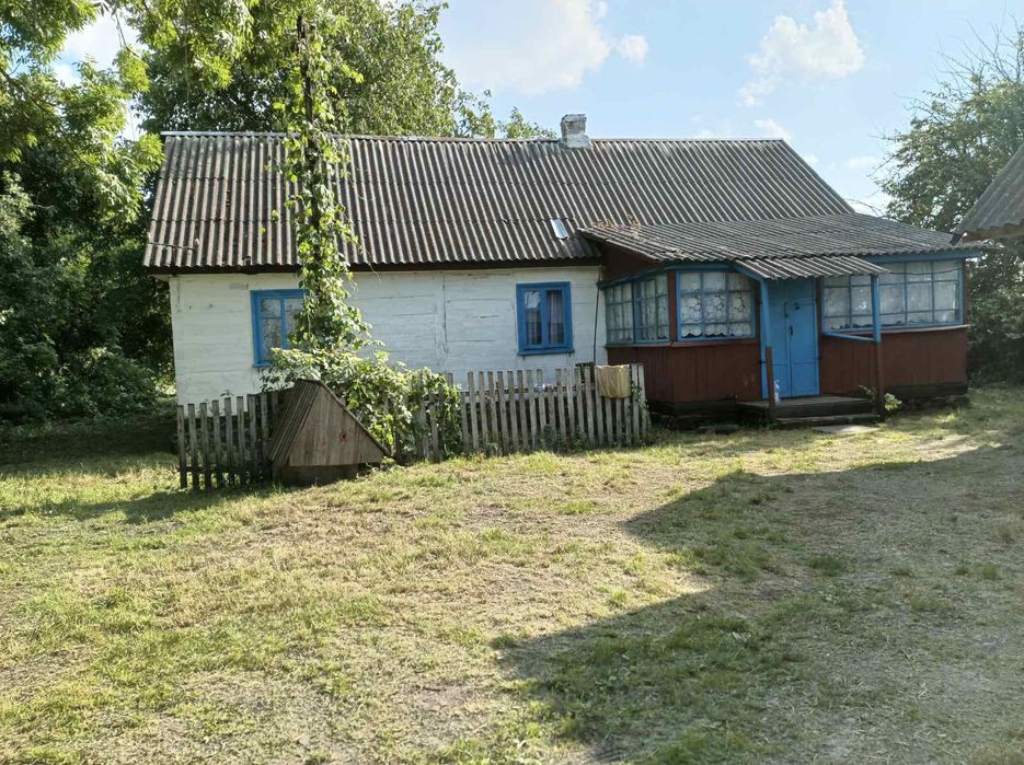 Будинок у селі Орепи