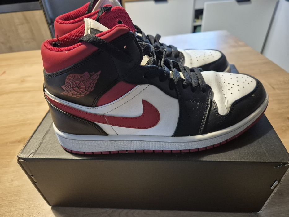 NIKE Jordan Air 1 MId rozm. 41