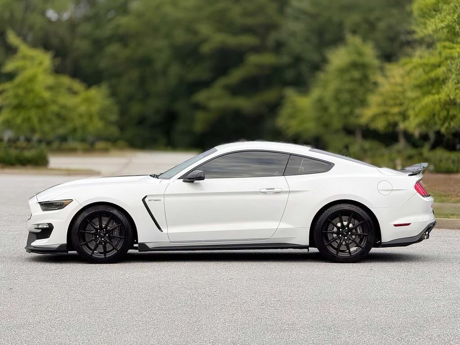 Ford Mustang Shelby GT350      2016