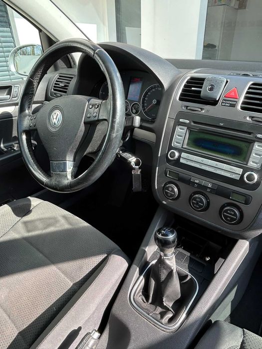 Volkswagen Golf V 1.9 tdi Bluemotion Confortline | Nacional | 1 Proprietário foto 3