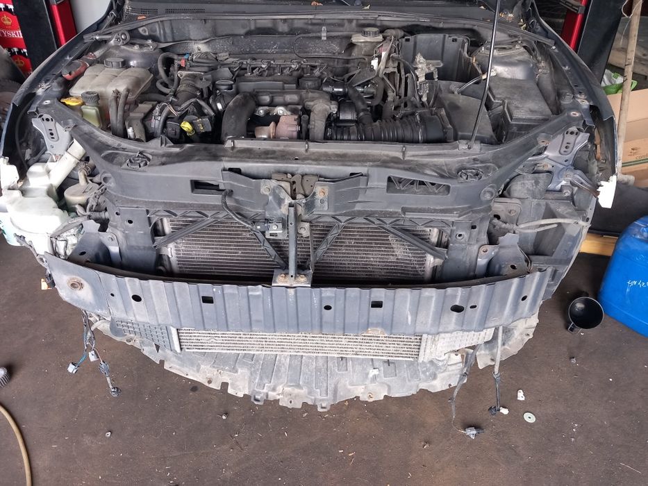 Pas przedni mazda3 1.6d