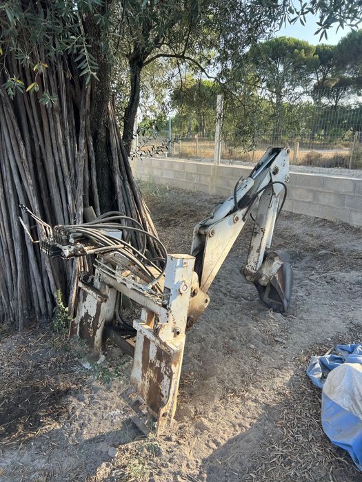 Retroescavadora hidraulica para Bobcat