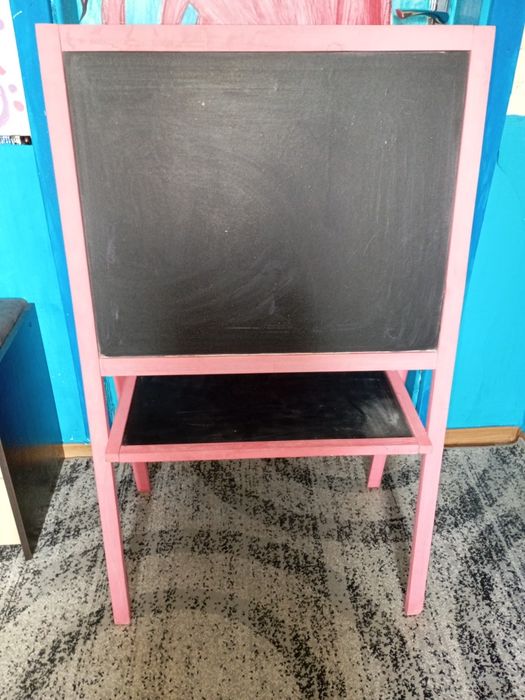 Продам детский мольберт для рисования,доска для рисования