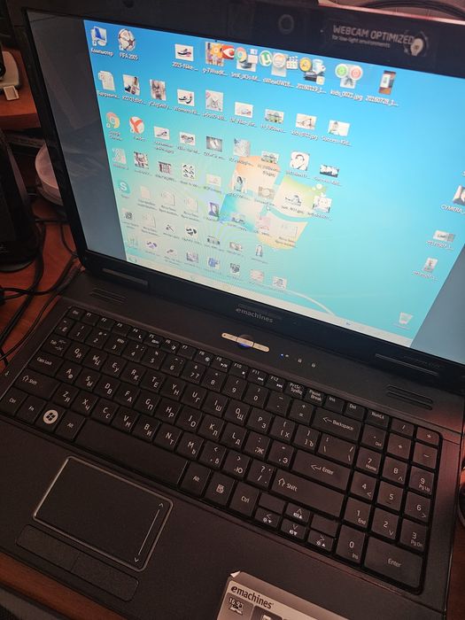 Ноутбук Acer eMachines E725-432G32Mi