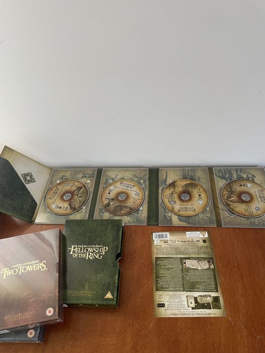 Triologia Senhor dos Aneis ( Edição especial) novo