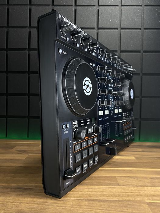 NI Traktor Kontrol S4 MK1 (Доставим курьером - БЕСПЛАТНО!)