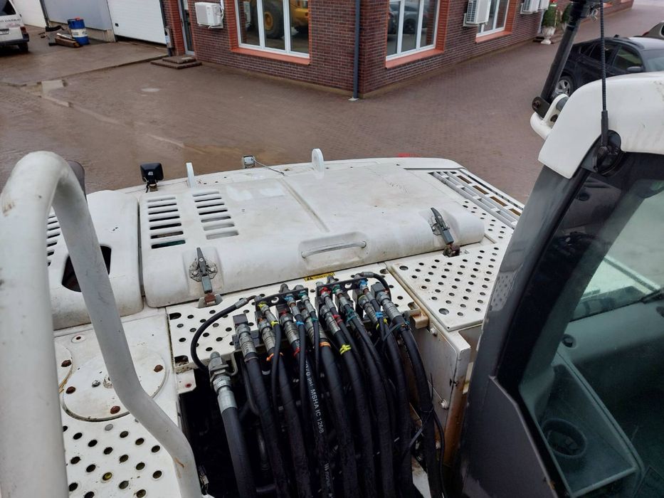 Продам колесный экскаватор Volvo Ew 160 c , 2011 г , 3 ковша