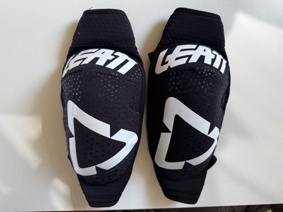 Наколінники LEATT 3DF 5.0 Knee Guard [White] (велосипед, мотоцикл, самокат, ролики тощо)