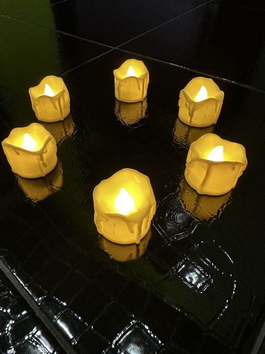 Свічка декоративна