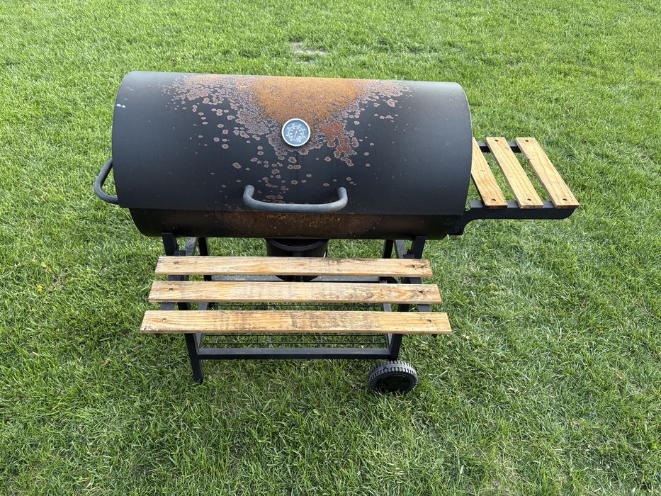 Grill węglowy beczka