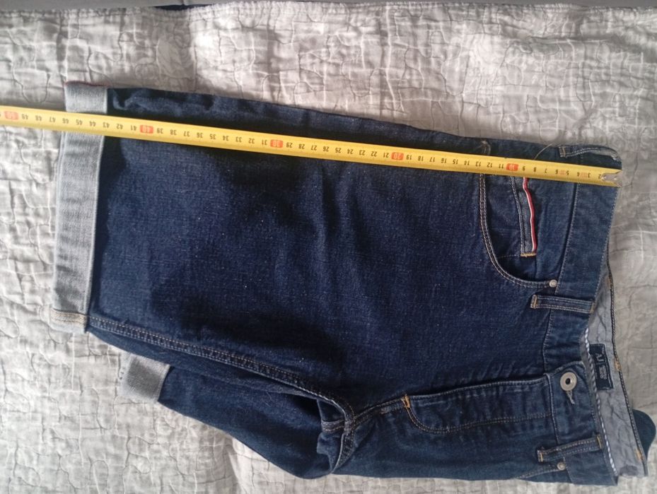 Armani jeans krótkie spodenki