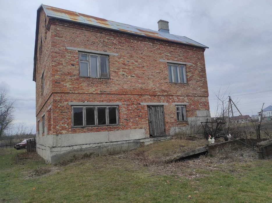 будинок та земельна ділянка 10 сот., м. Радехів