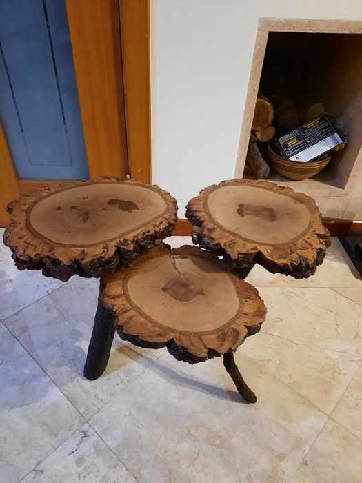 Mesas de suporte em madeira