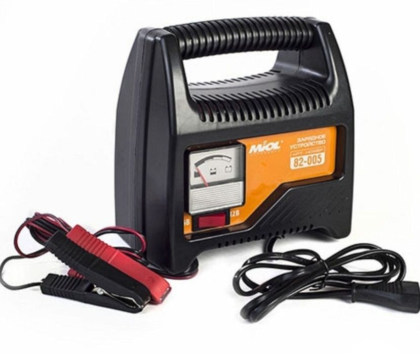 Зарядний пристрій MIOL 82-005