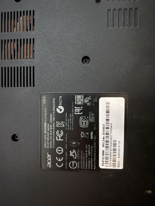 Laptop Acer Aspire E5 - 571G w bardzo dobrym stanie + torba, zasilacz