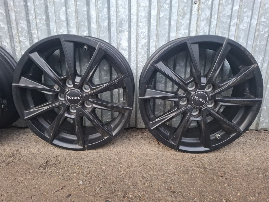 Toyota Yaris 2020> 5x110 15"  felgi aluminiowe z czujnikami