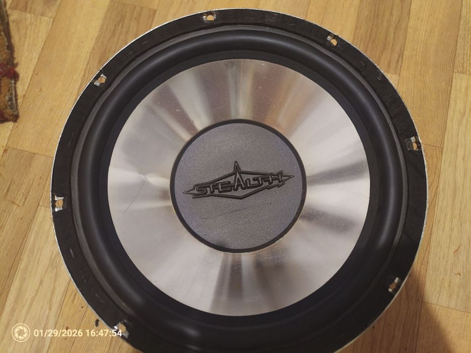 Сабвуфер 12люймов