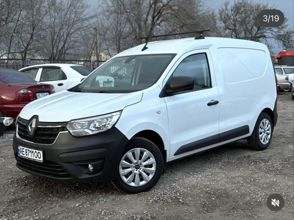 Авто Renault Express 2022