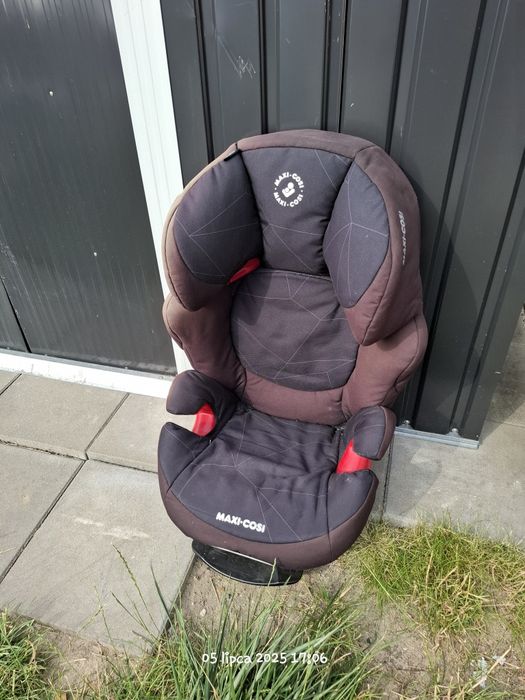 Fotelik samochodowy markowy z Holandi