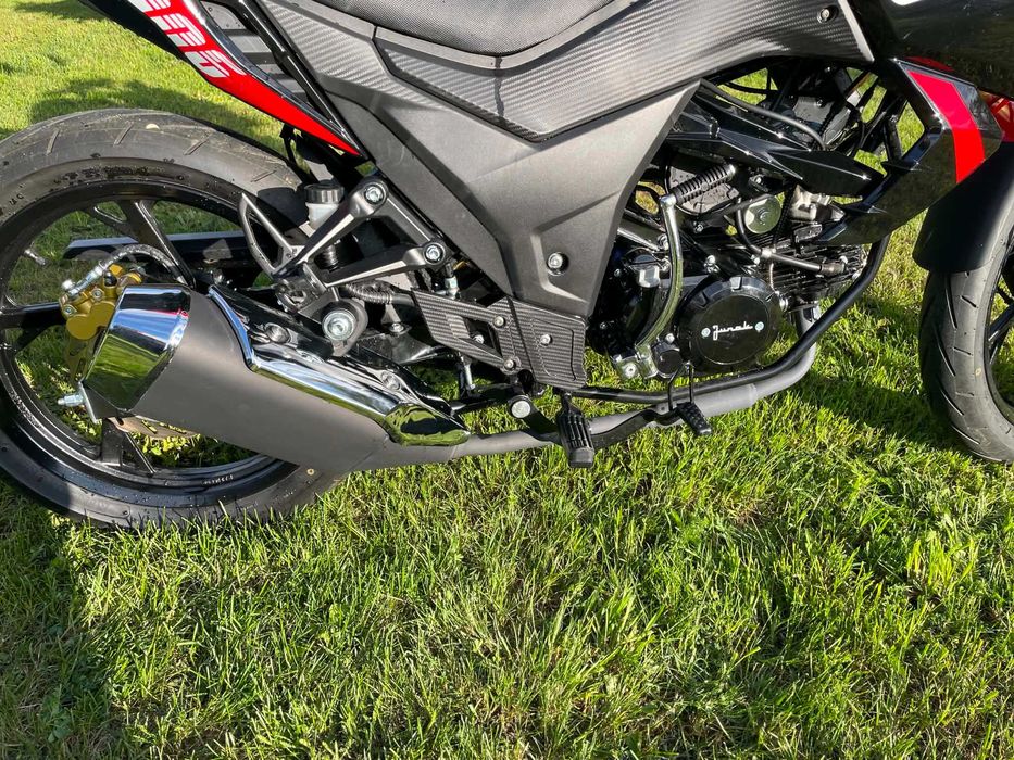 SPRZEDAM MOTOR JUNAK 906, TYLKO 300km przejechane .