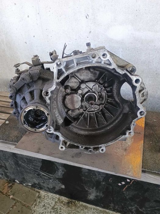 Skrzynia biegów DUU Golf IV Bora Leon I Toledo Audi A3 Octavia I 1.6b