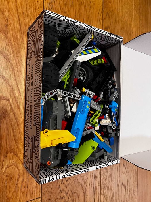 OKAZJA!!! LEGO - kilkanaście zestawów + instrukcje + 21 szufladek