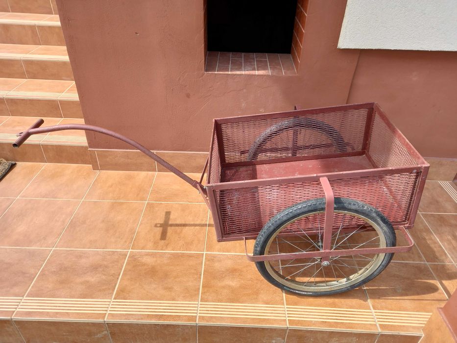 Wózek transportowy ogrodowy