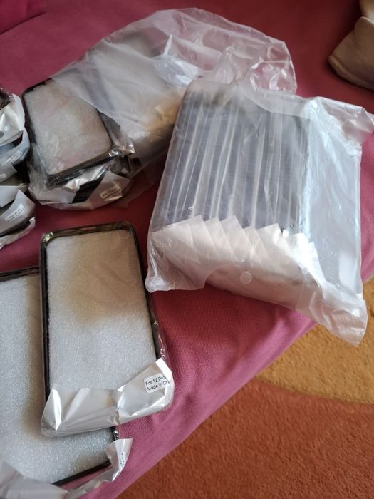 Новые чехлы на телефоны