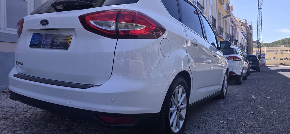 Ford c-Max Titanium 1.5 TDCI 120cv