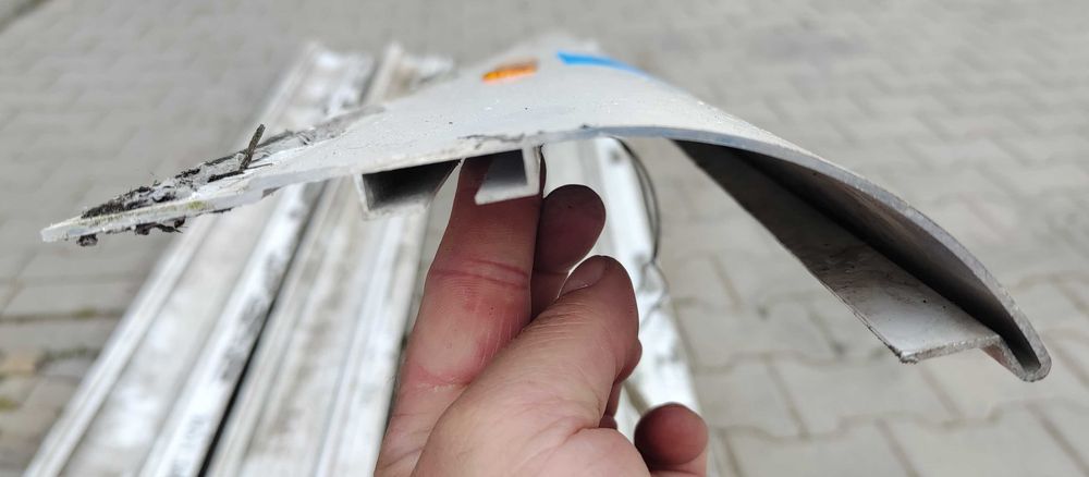 Przyczepa HOBBY listwa dolna fartuch profil aluminiowy częśći